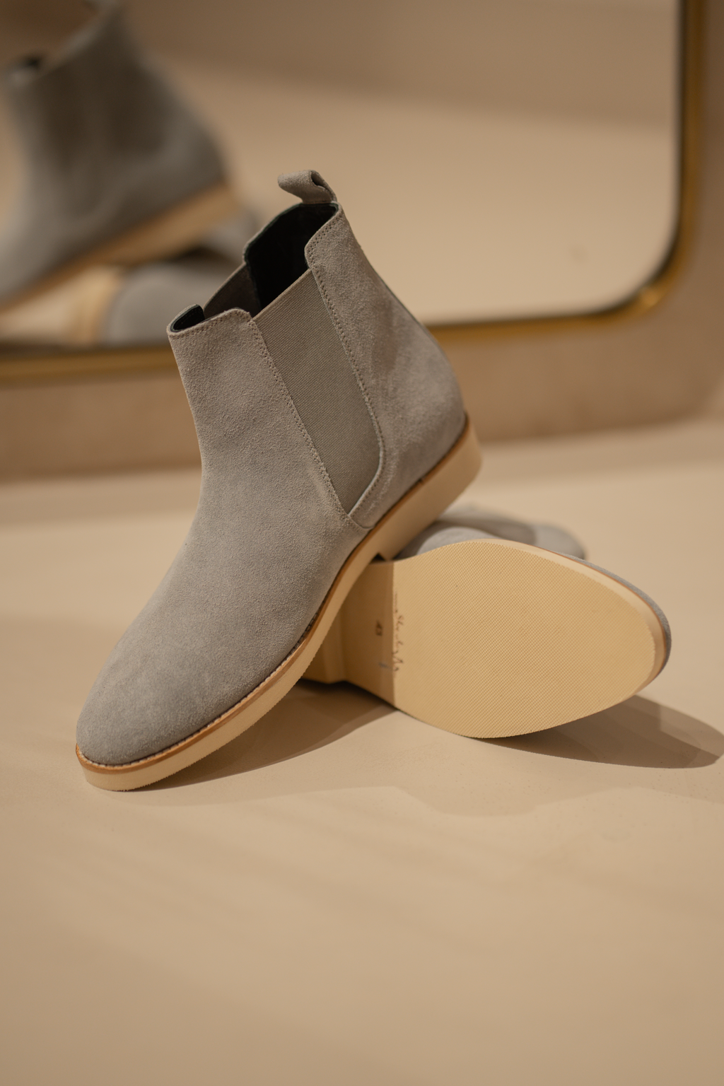 CASUAL CHELSEA BOOTS – Effortless Style & Supreme Comfort