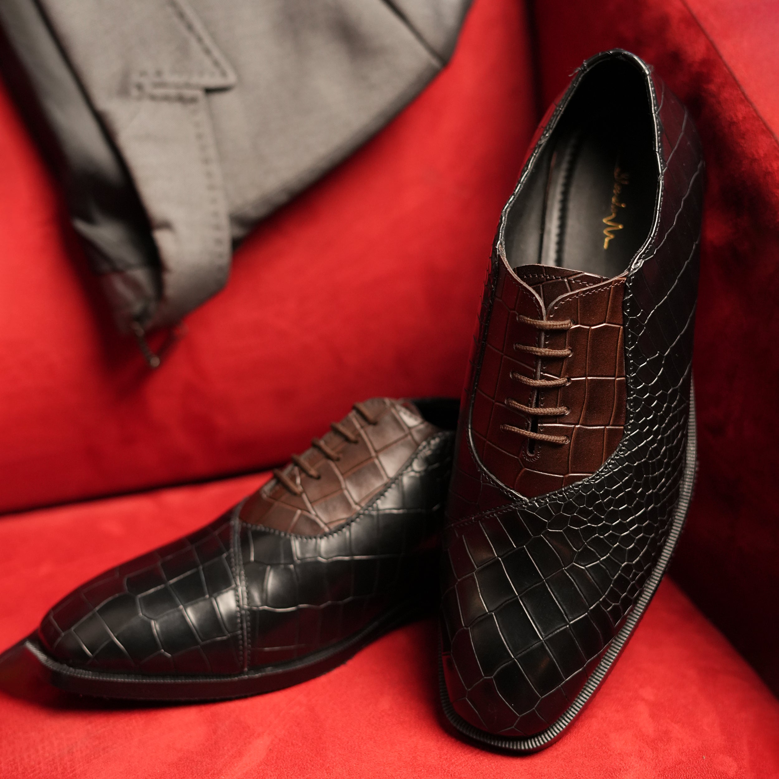 Dual Majesty Croco Shoe