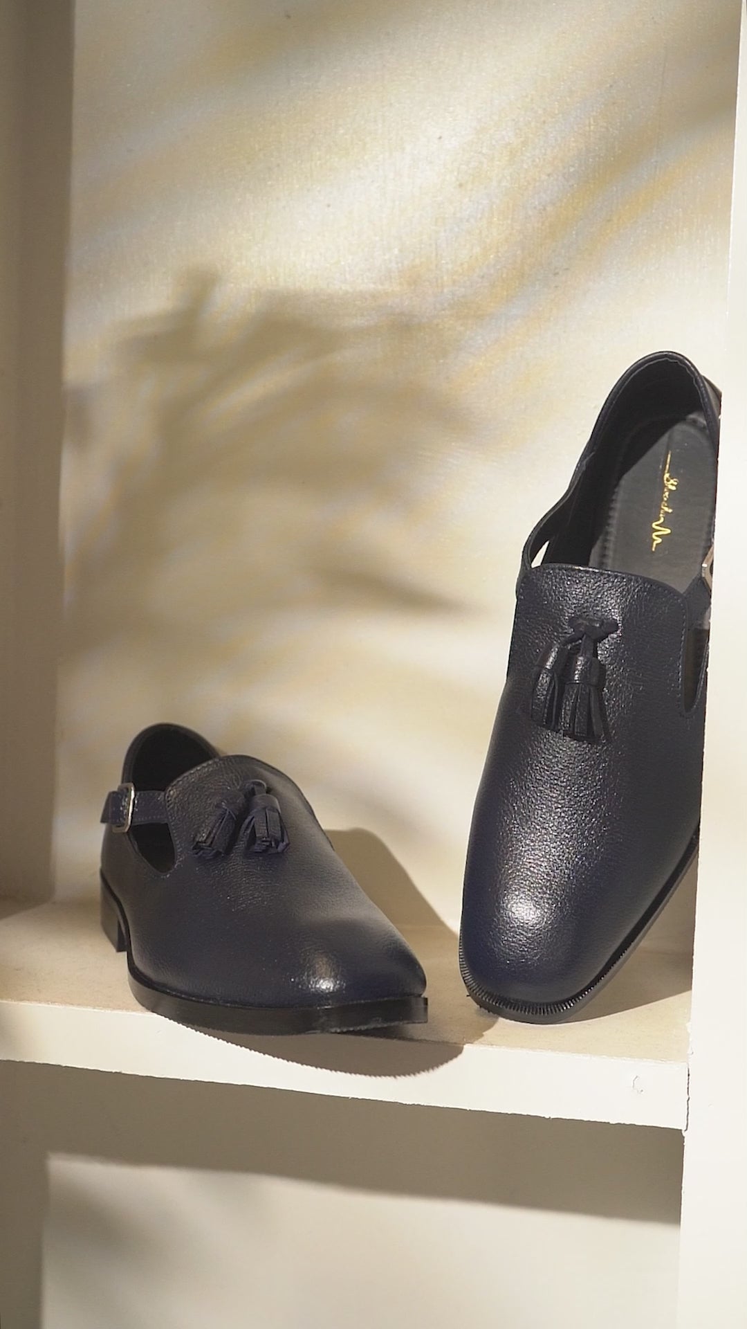 Navy Blue Tassel Jutti