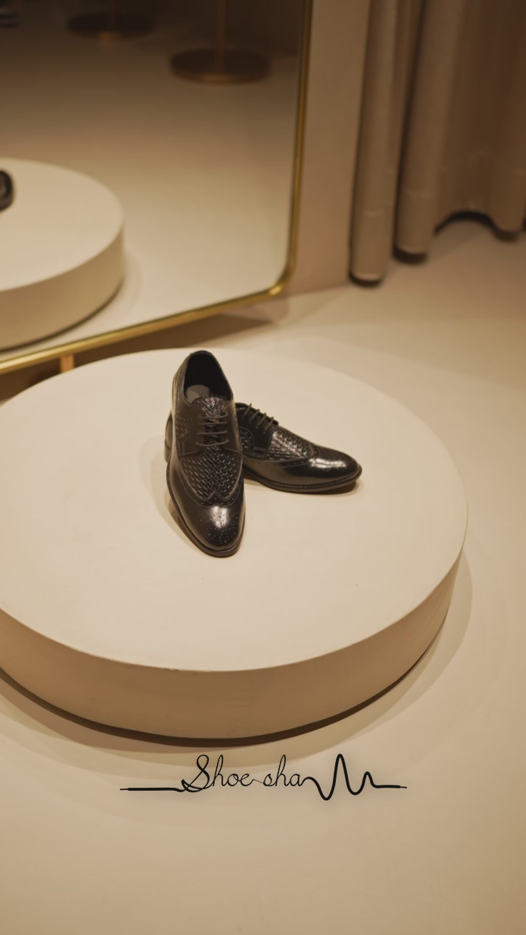 MODERN BROGUES – Black Calf & Woven Leather